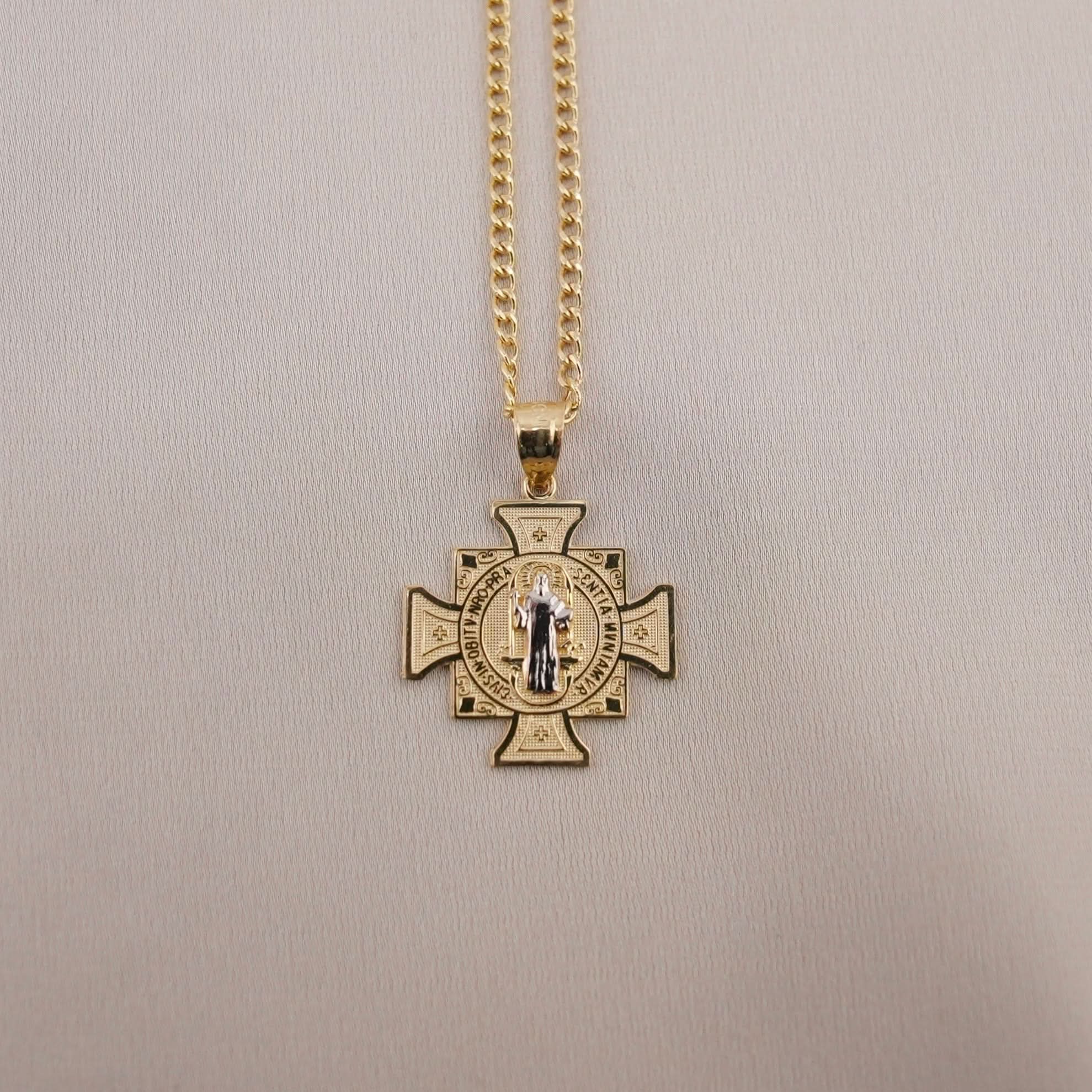 14k Gold Small San Benito Chain Set . 013