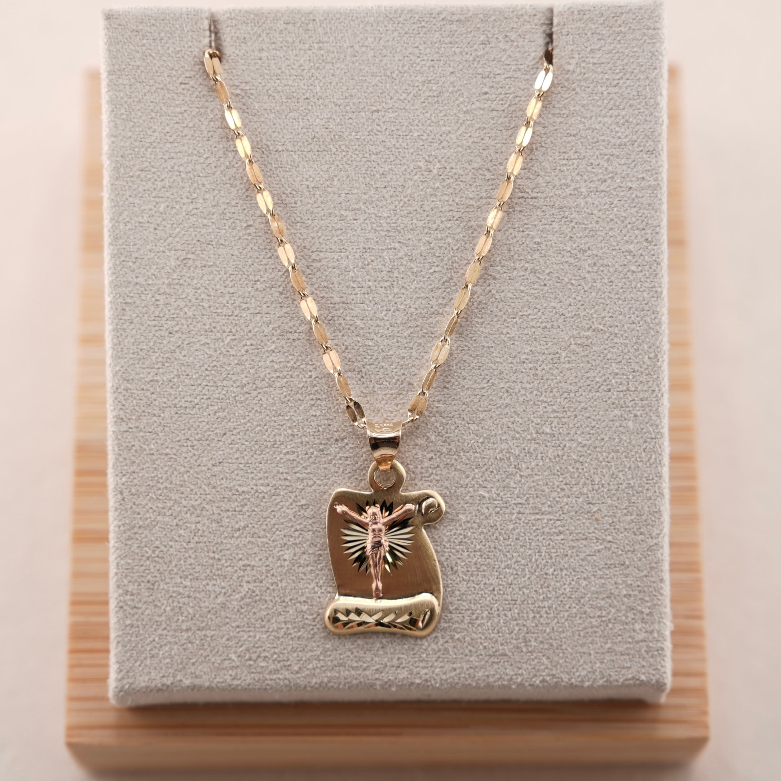 14k Gold Jesus Chain Set