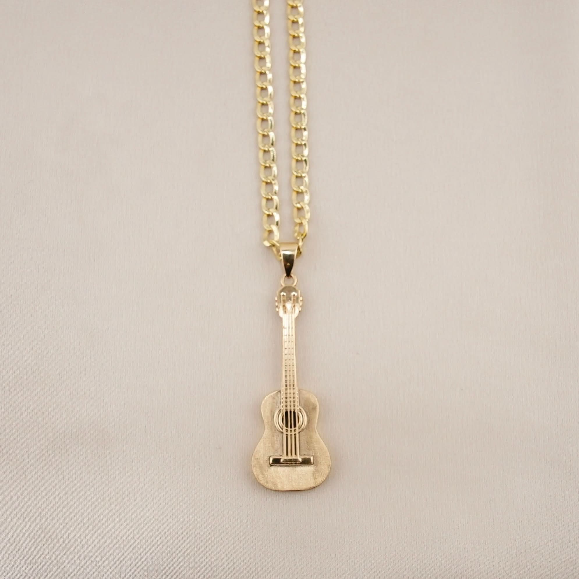 14k Gold Guitar Chain Set