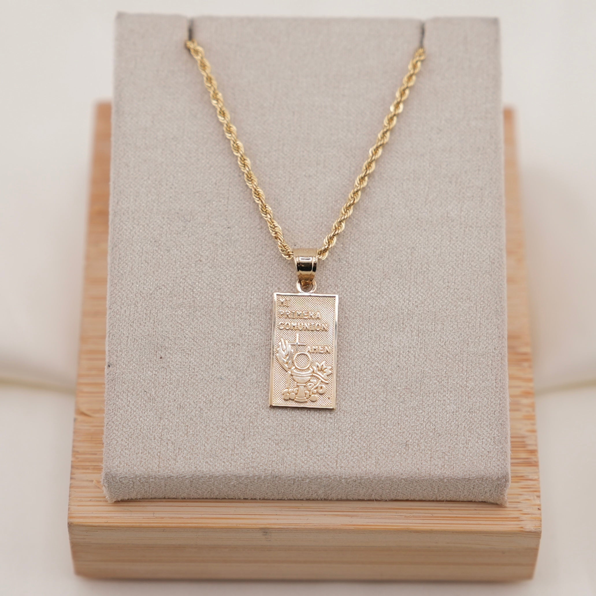 14k Gold Primera Comunión Chain Set