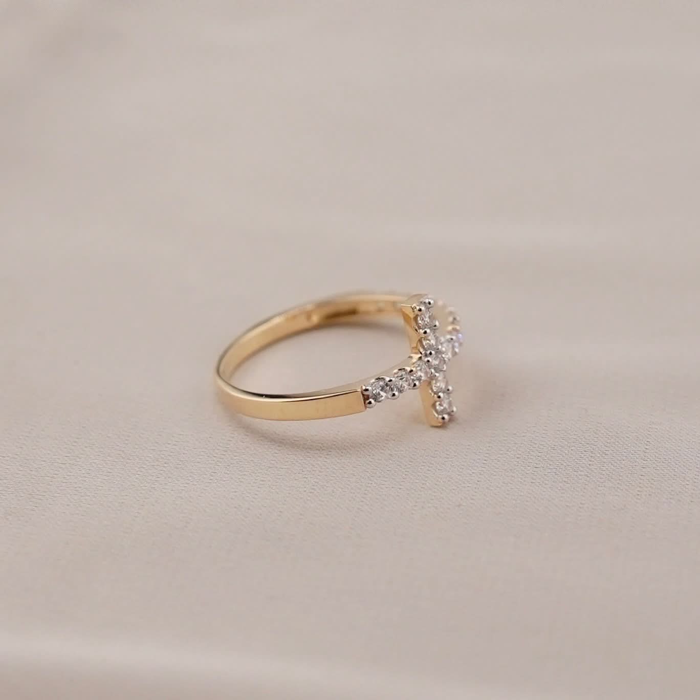 14k Gold Women’s Cross Ring