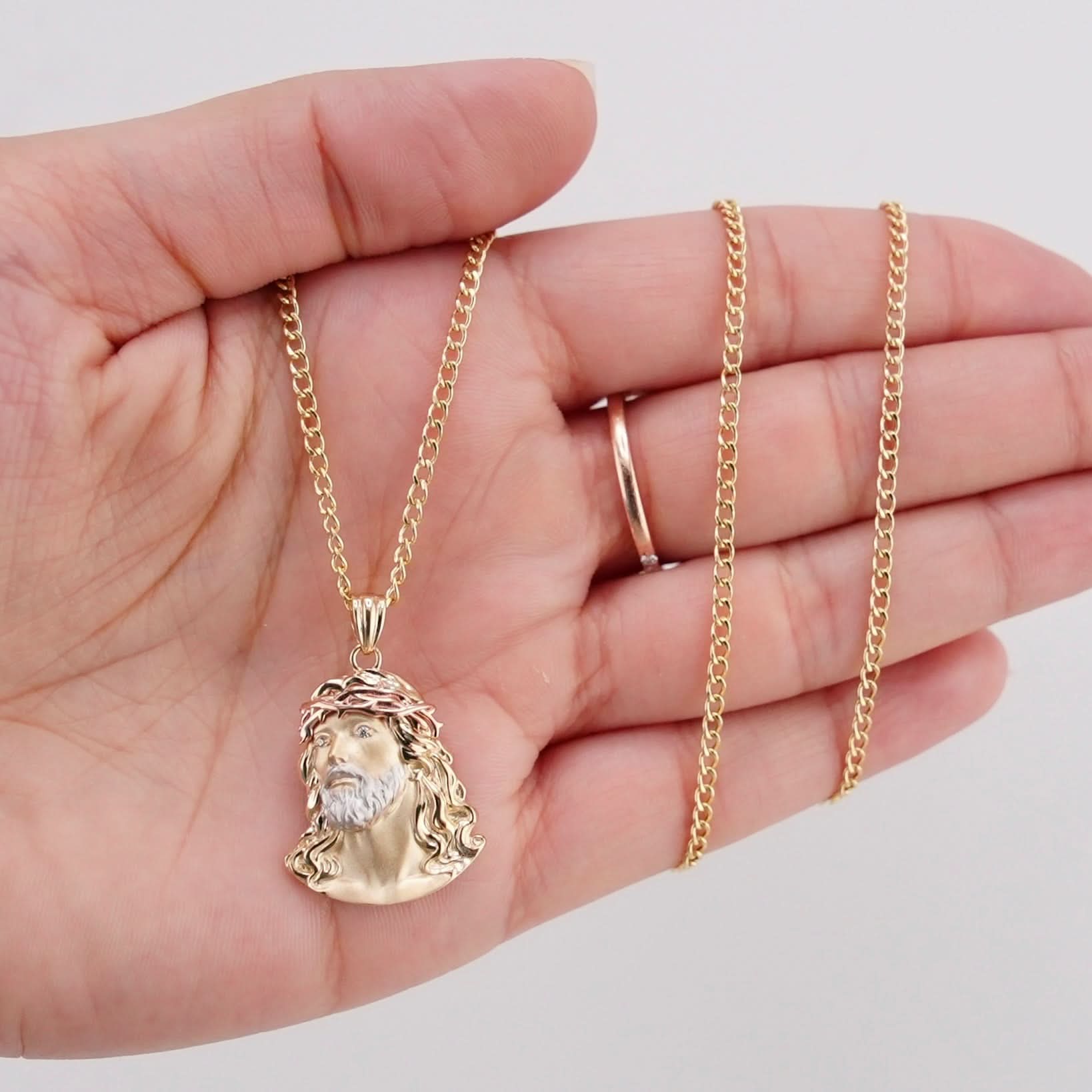 14k Gold Small Jesus Chain Set