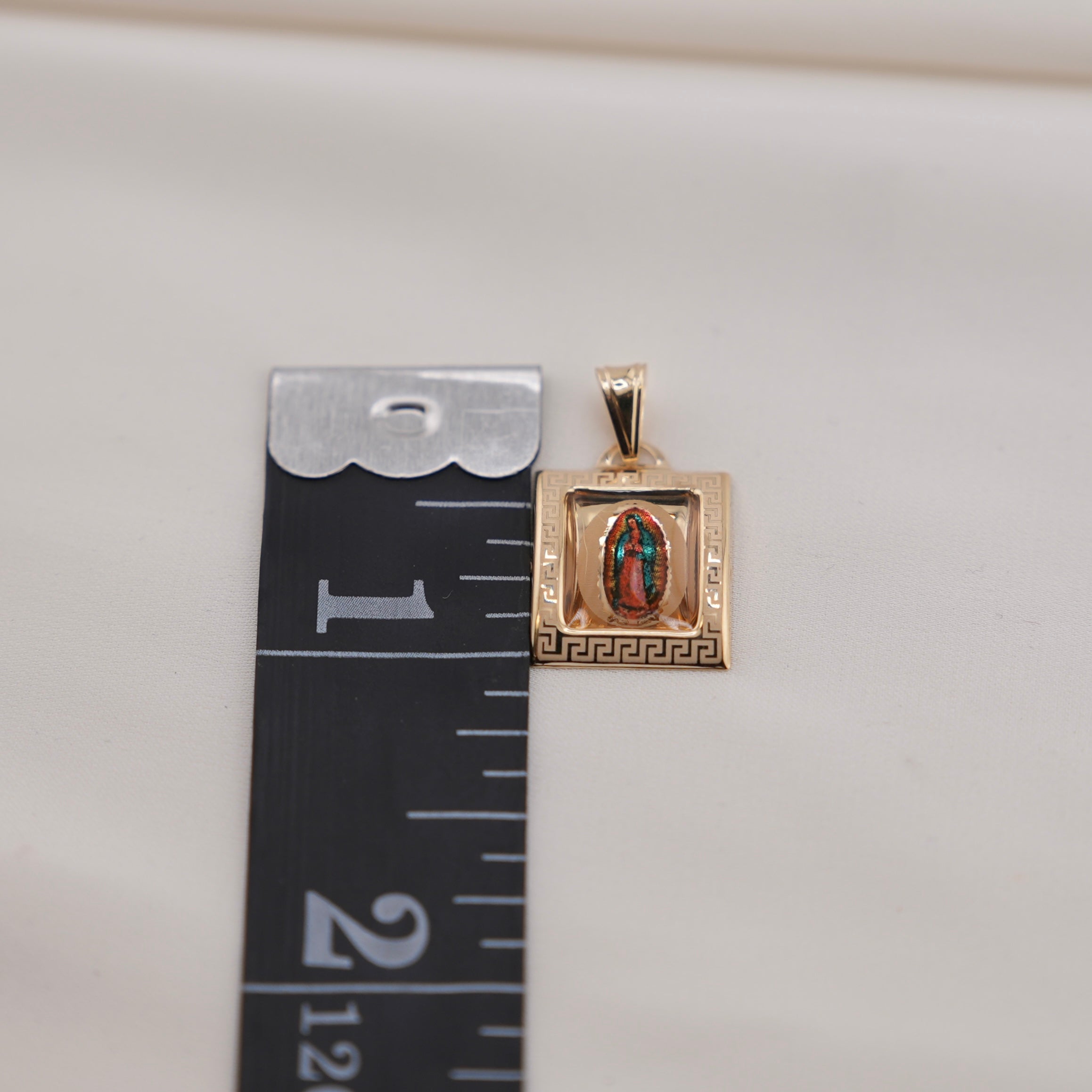 14k Gold Virgencita Heart Chain Set