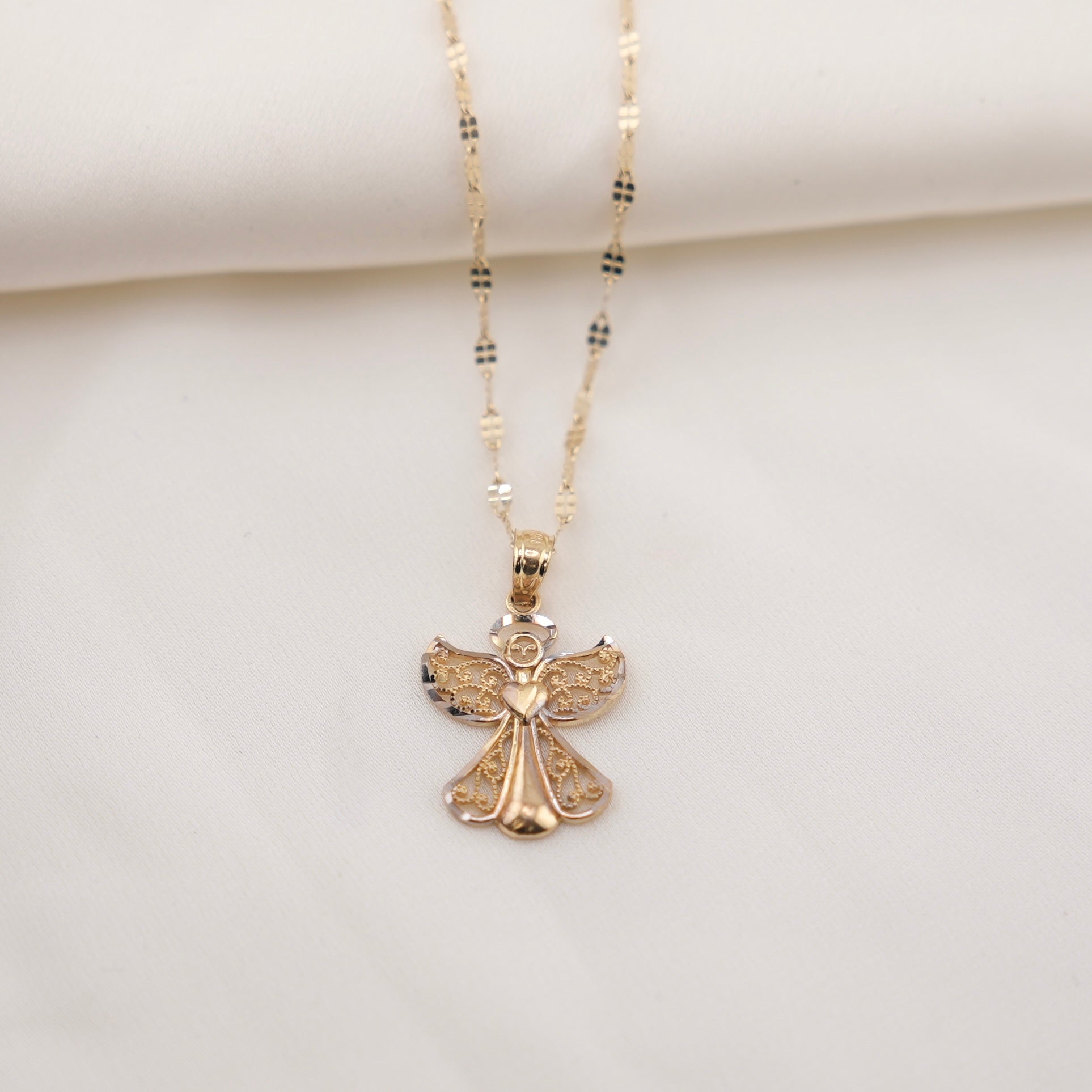 14k Gold Angel Chain Set