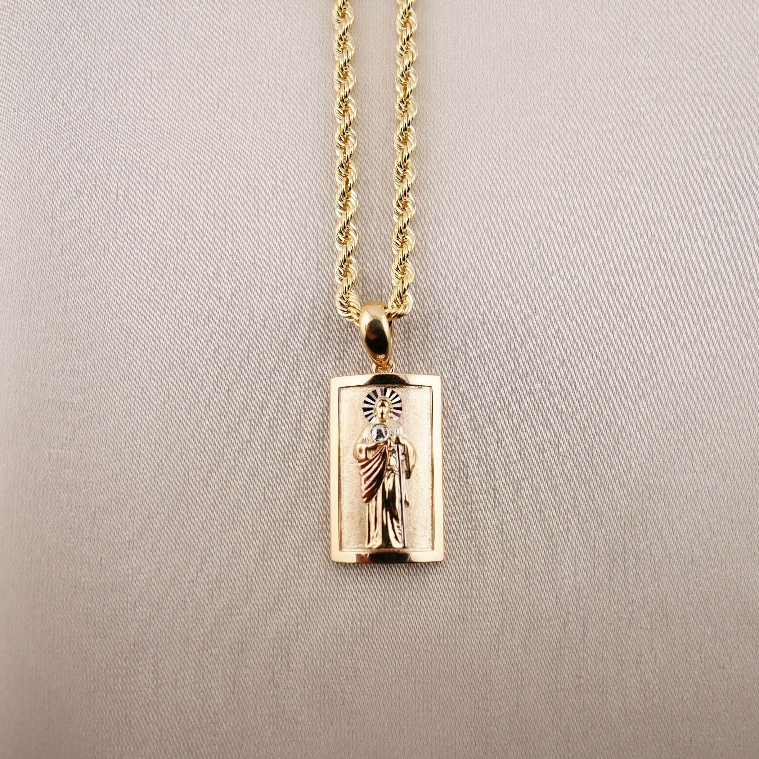 14k Gold San Judas Chain Set