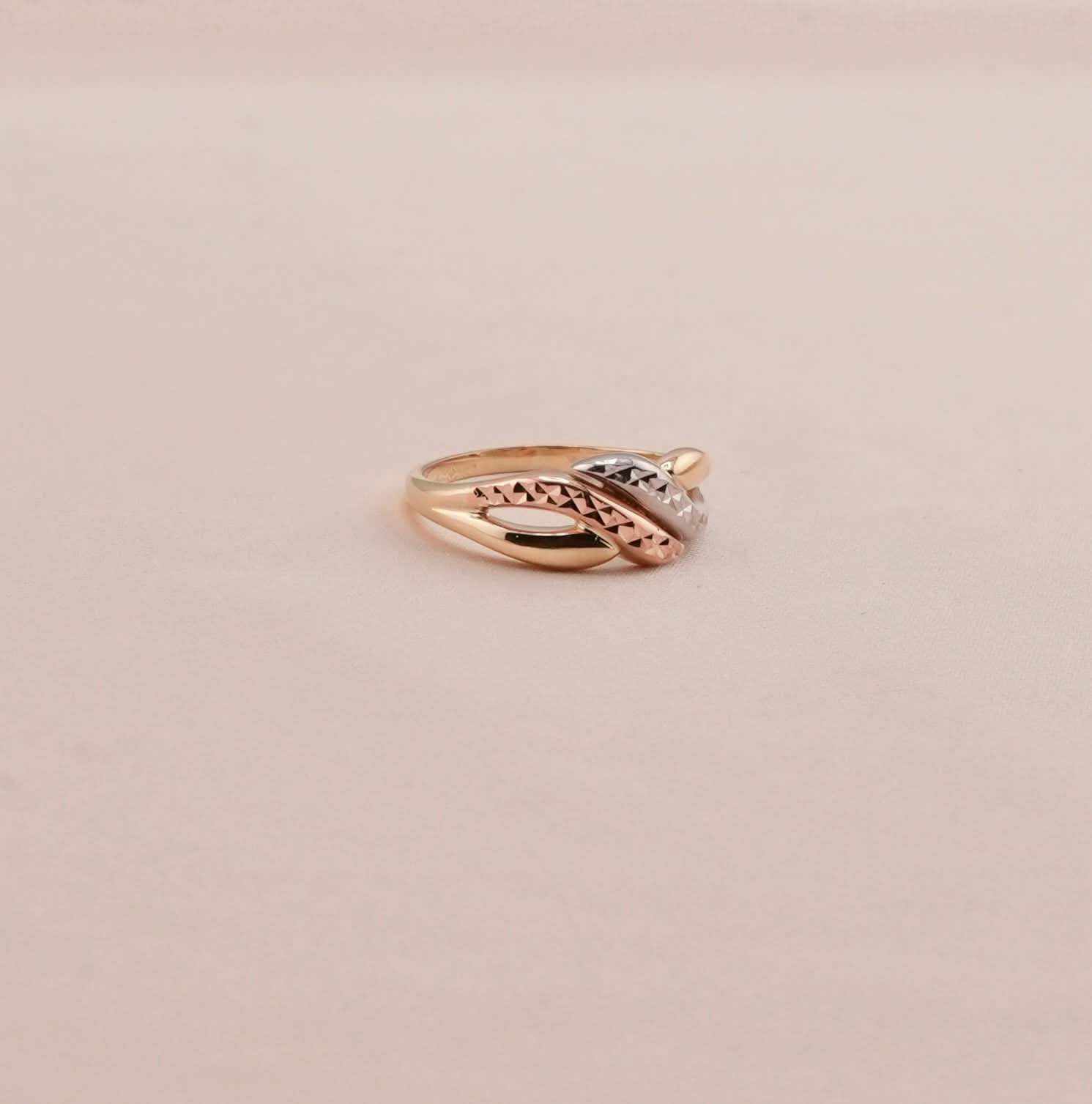 14K Gold Women’s Ring