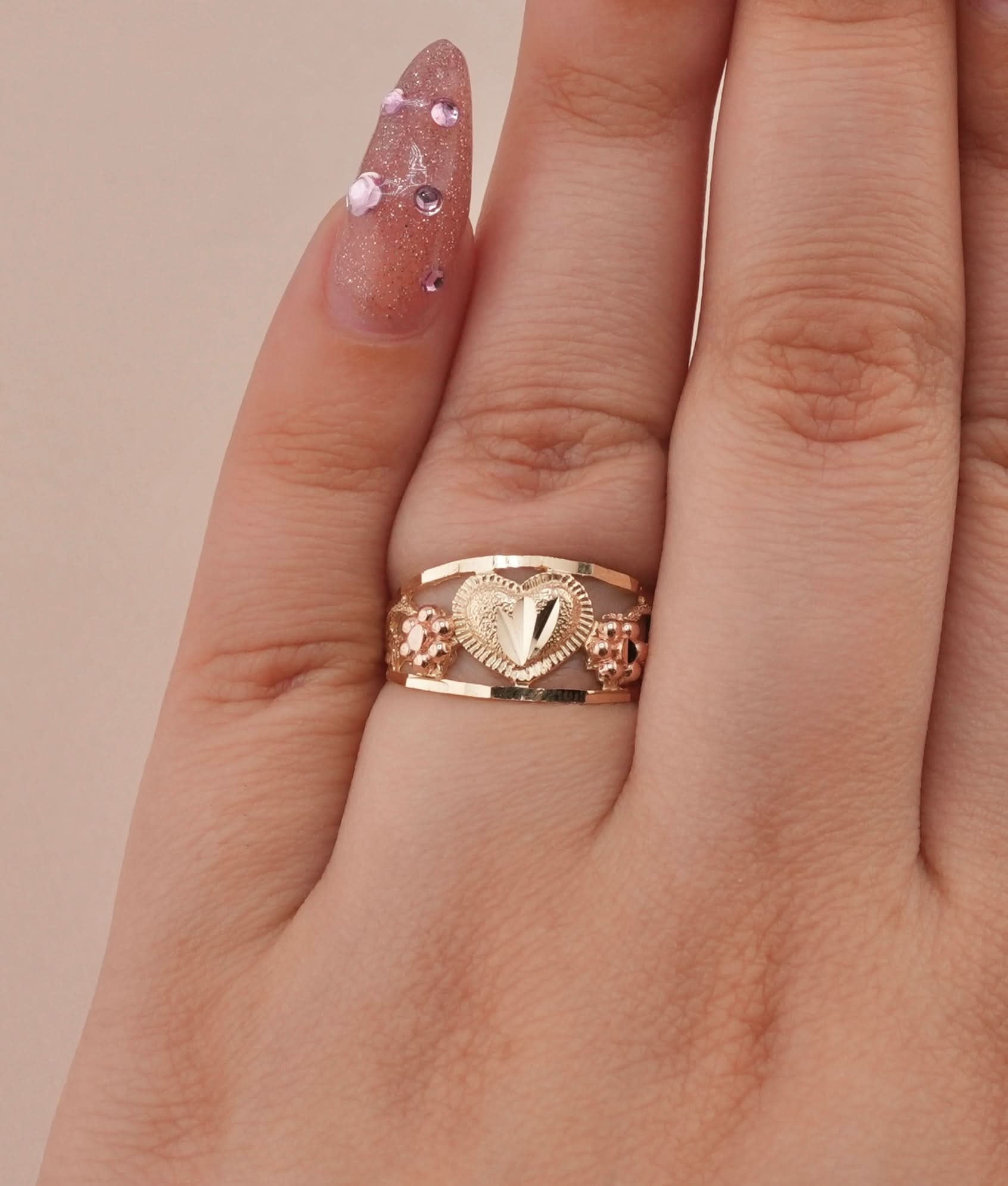 14K Gold Heart Women’s Ring . 032