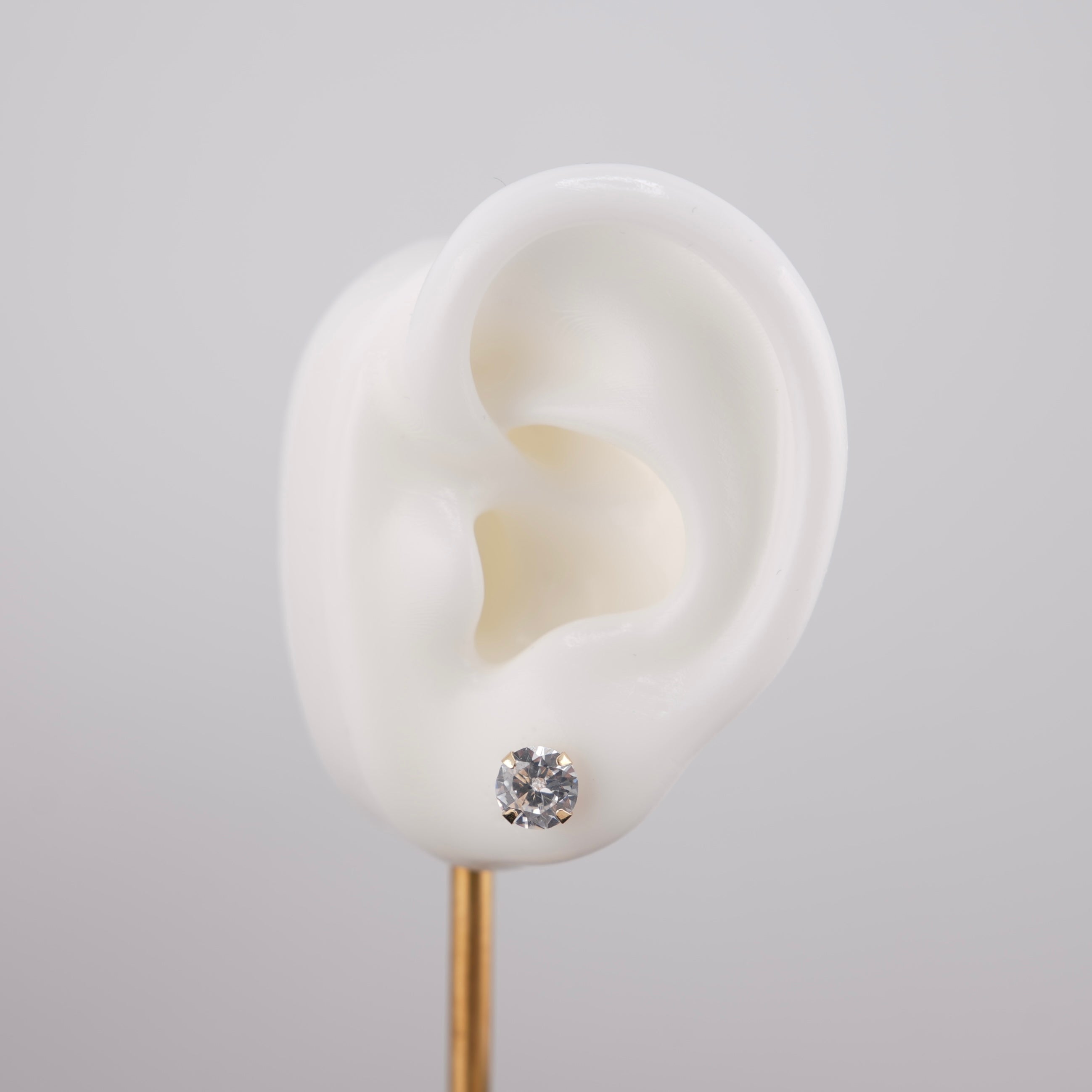 14k Gold 7mm Round Earrings