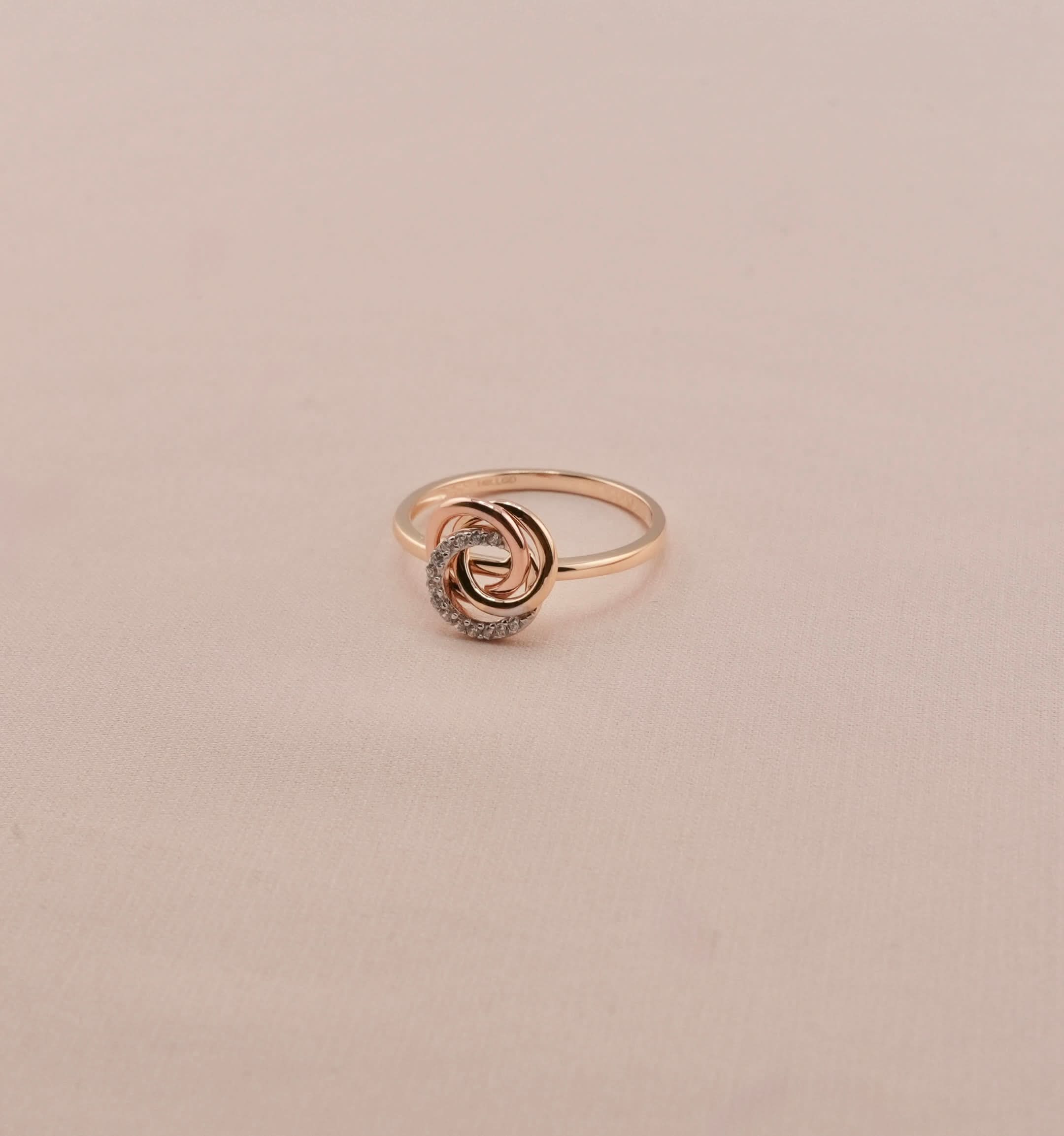 14K Gold Women’s Ring