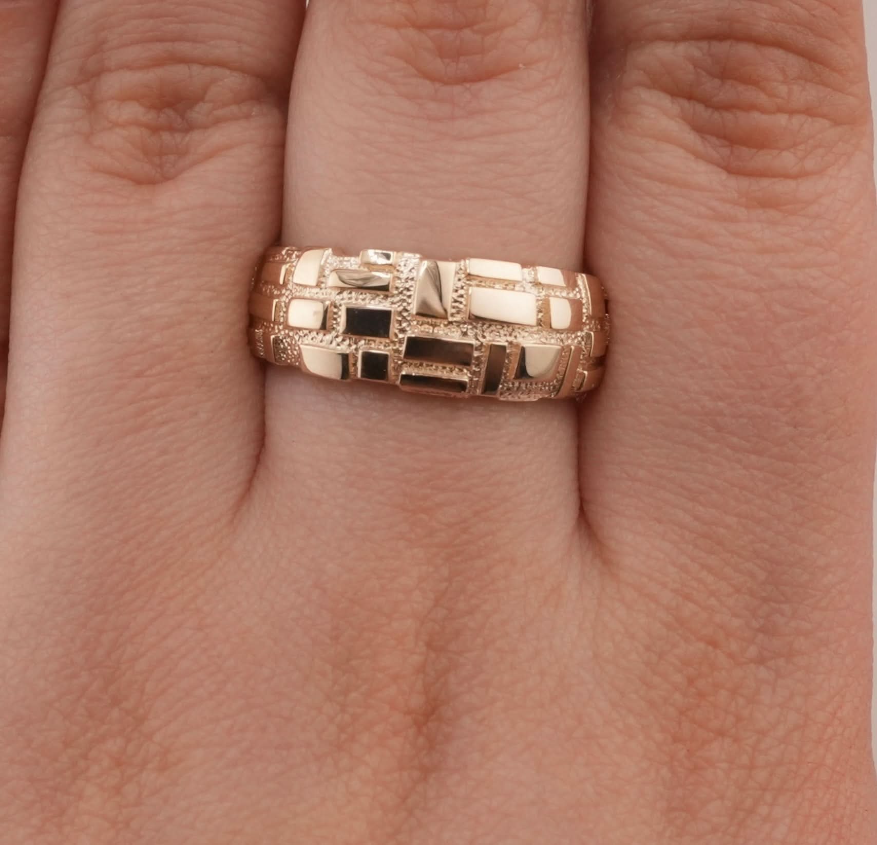 14K Gold Nugget Men's Ring . RG-1672