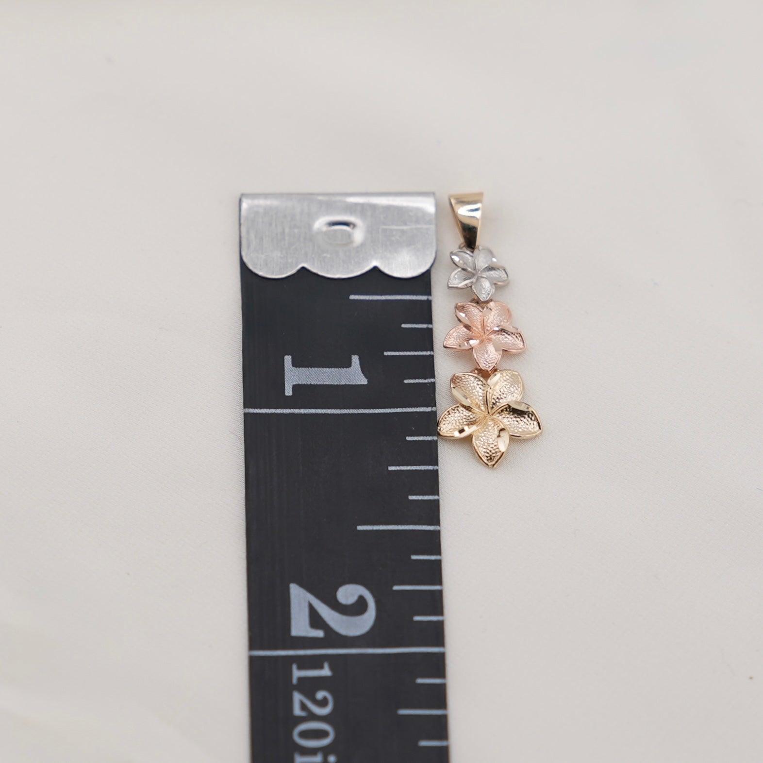 14k Gold Hibiscus Flower Chain Set