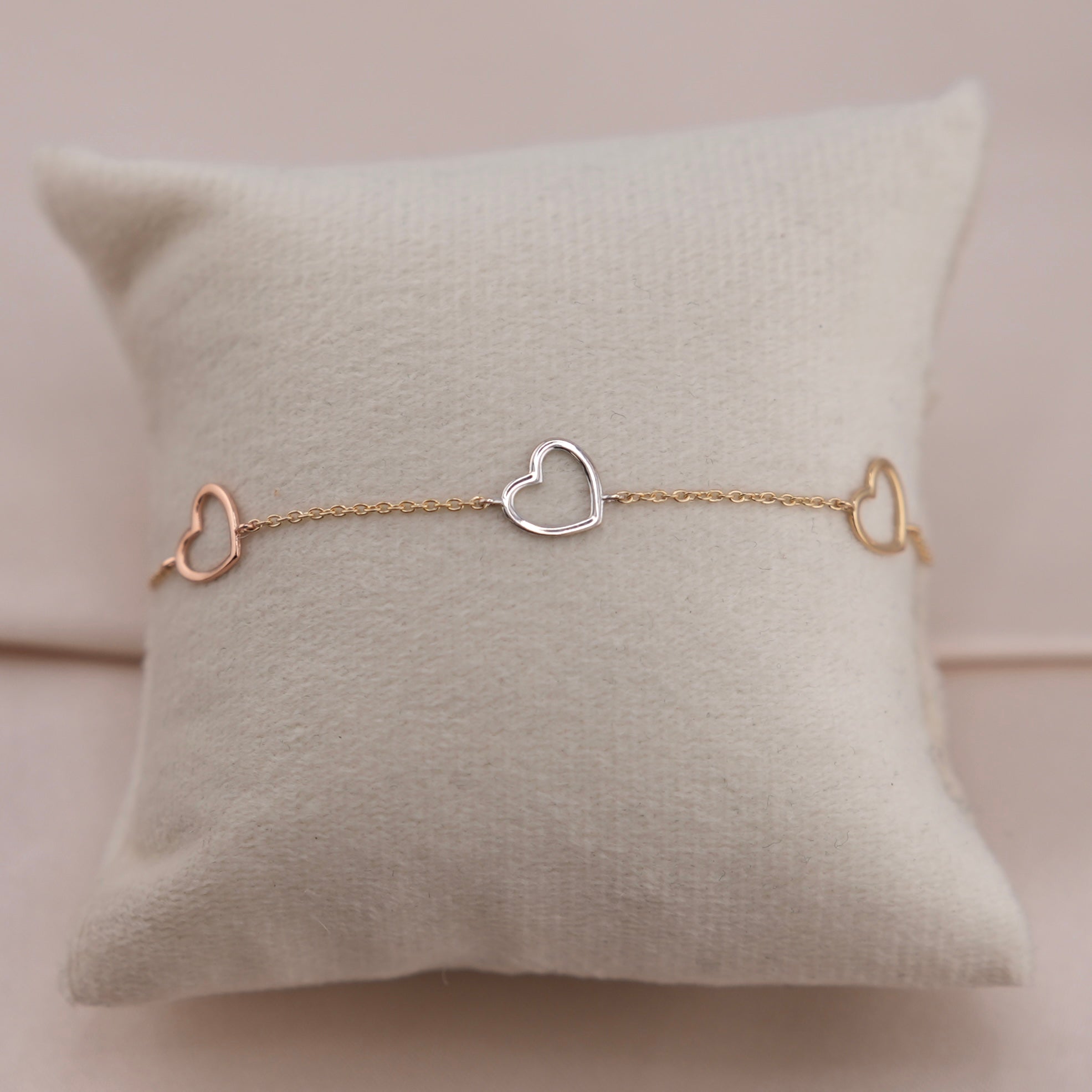 14k Gold Heart Bracelet