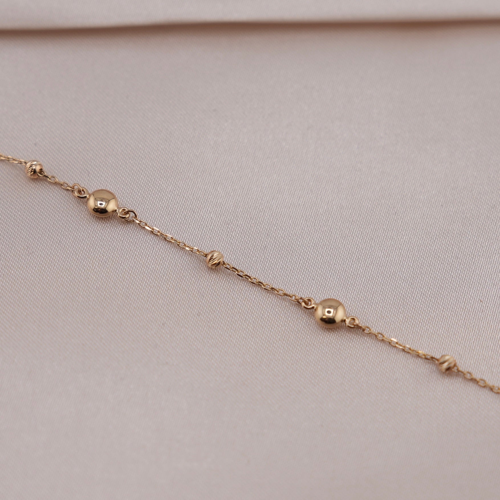14k Gold Ball Bracelet