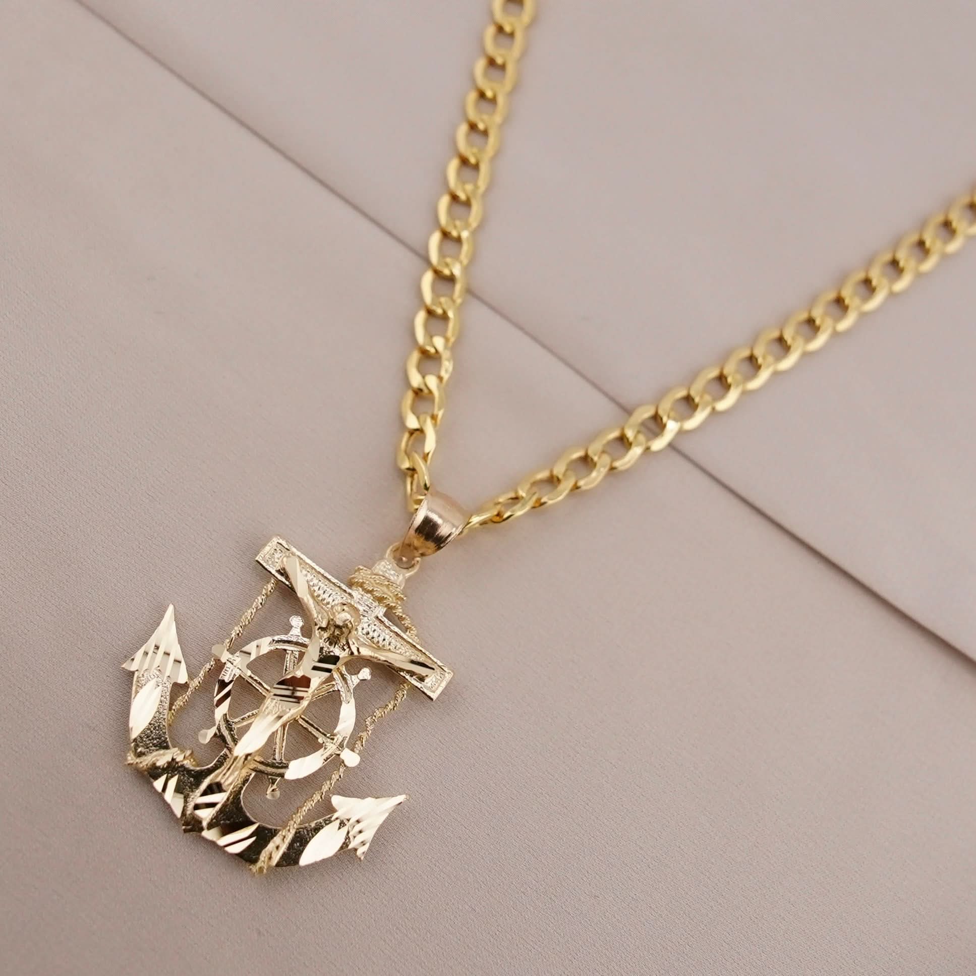 14k Gold Small Anchor Chain Set