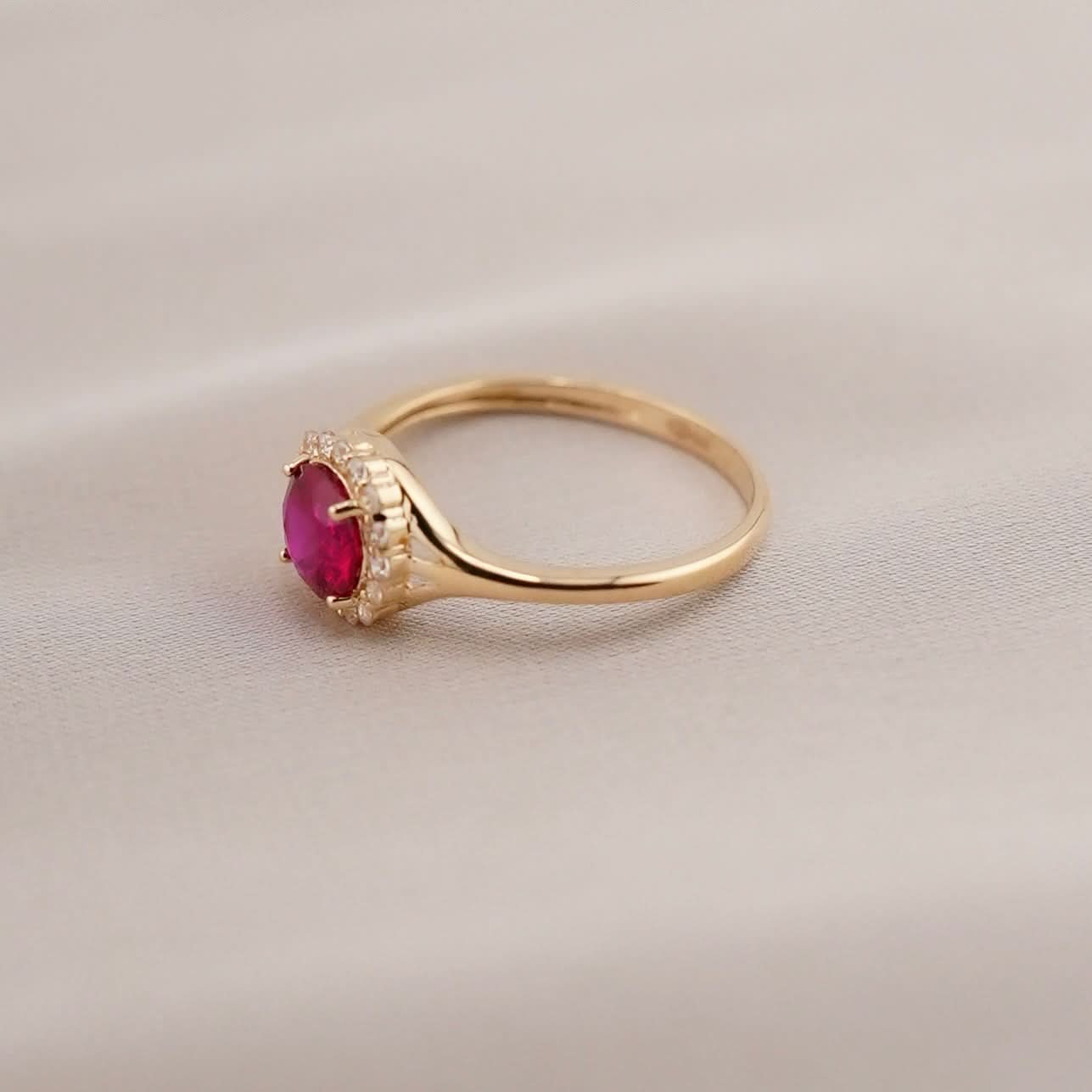 14K Gold Women’s Ring