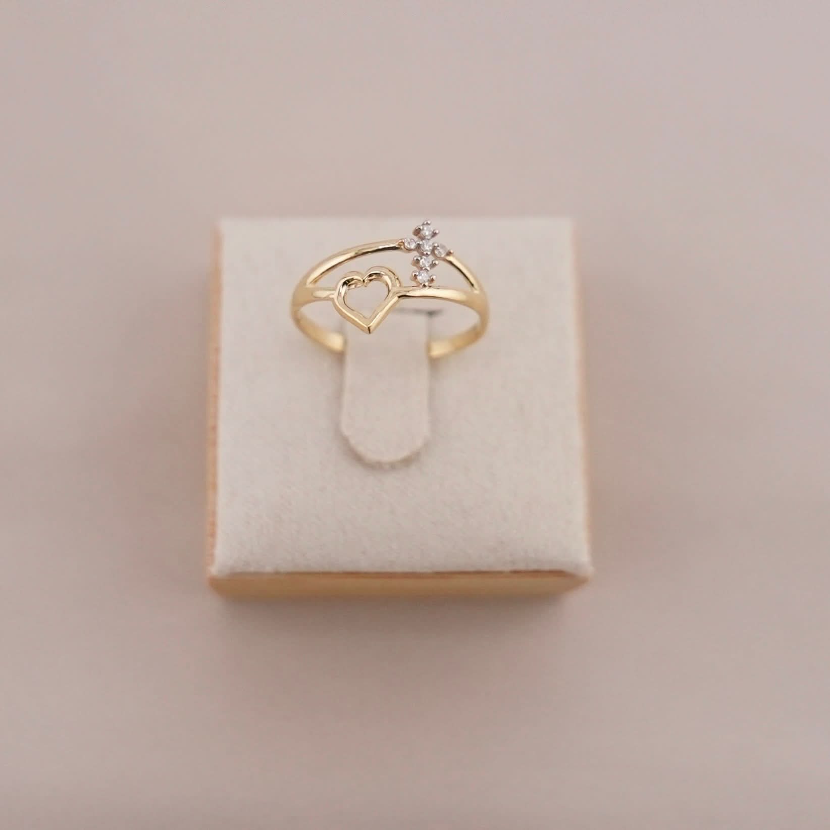 14k Gold Cross & Heart Ring 071