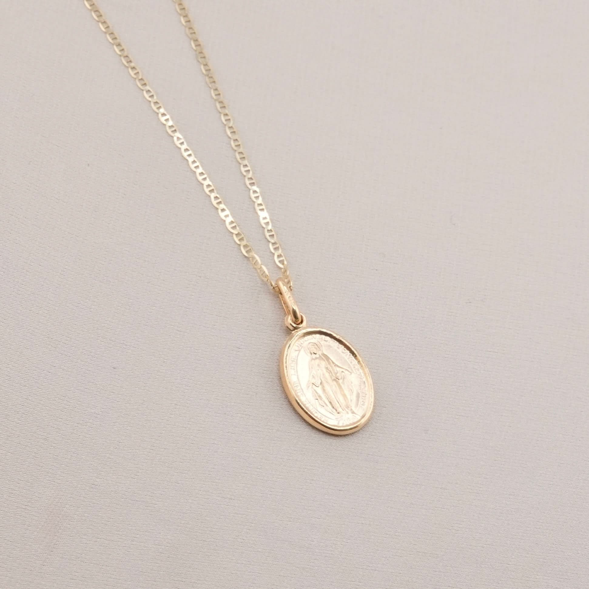 14k Gold Virgen Milagrosa Chain Set