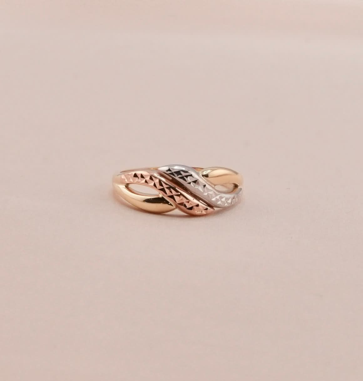 14K Gold Women’s Ring