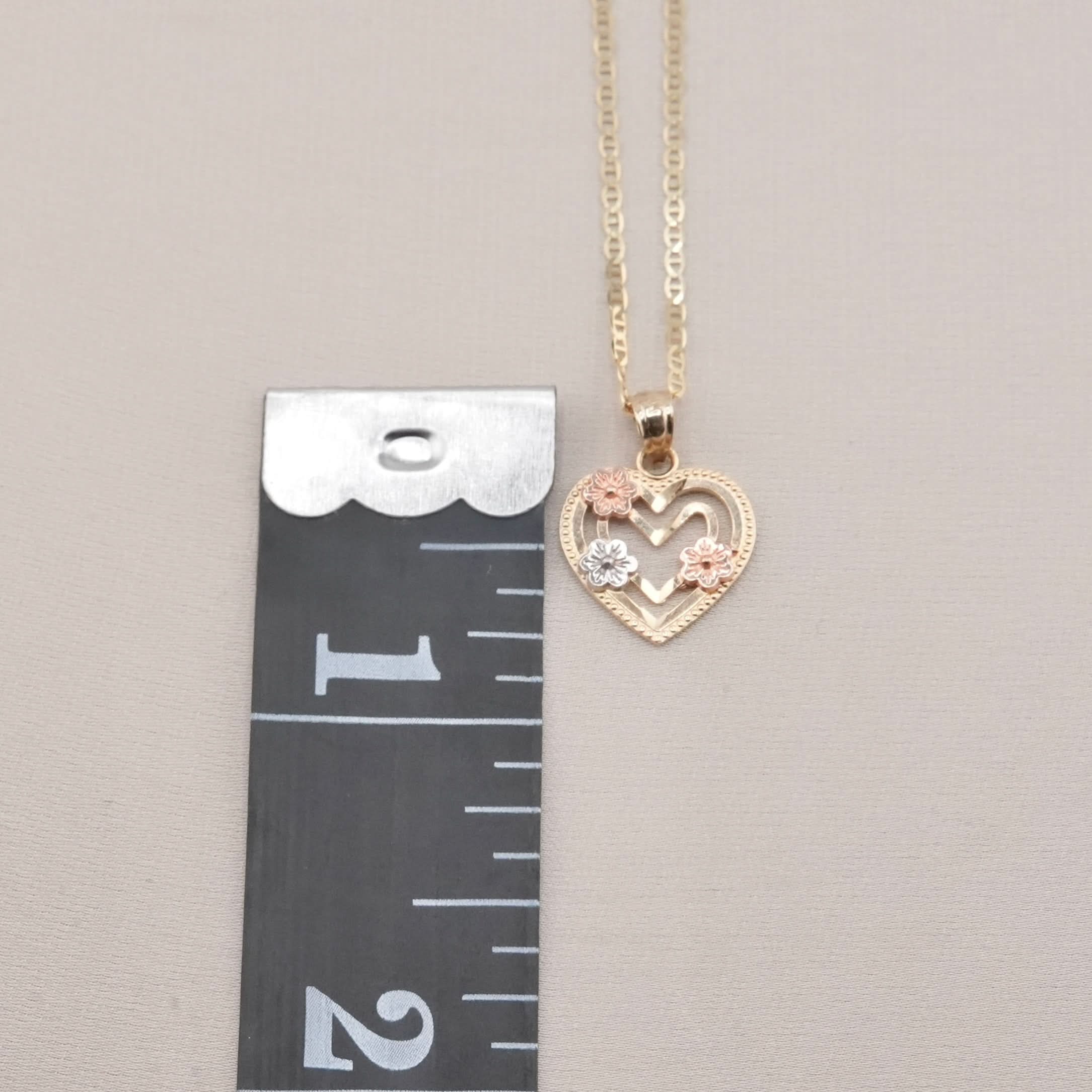 14k Gold Heart Chain Set