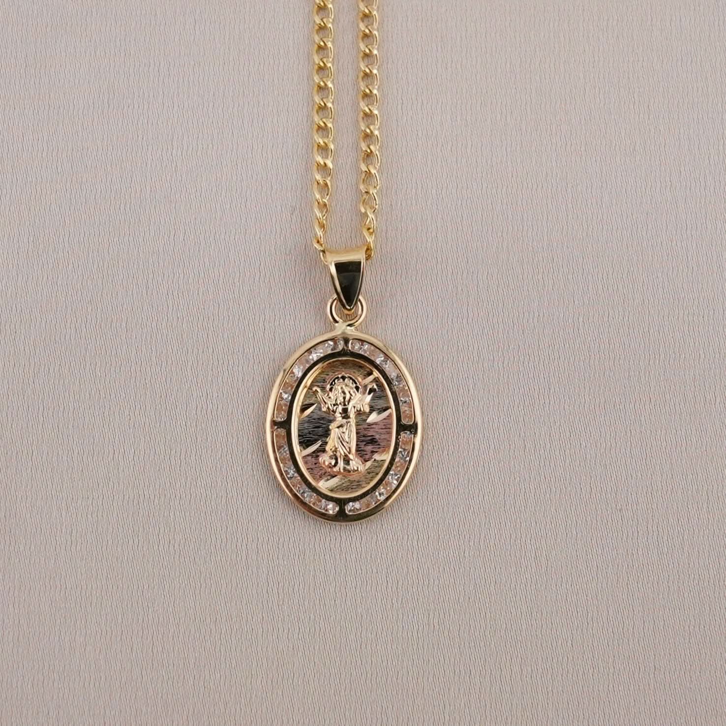 14k Gold Divino Niño Chain Set