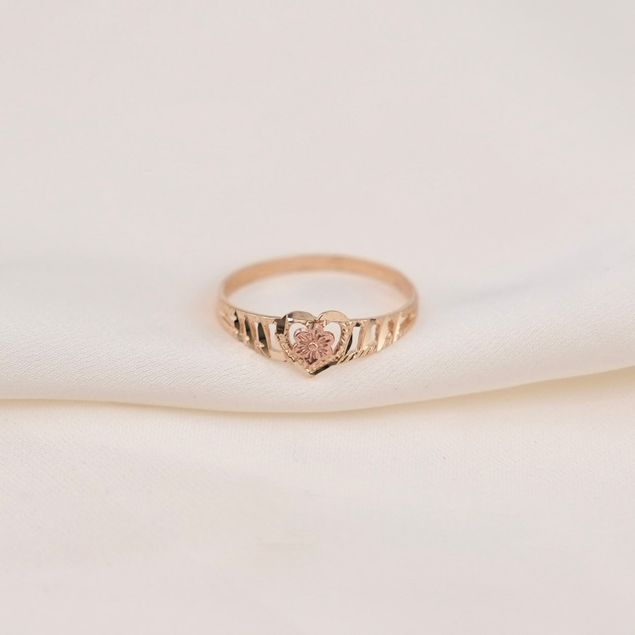 14k Gold Heart Ring