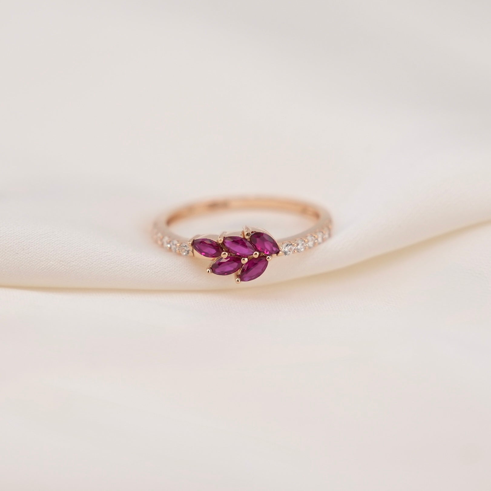14k Gold Fancy Leaf Ring