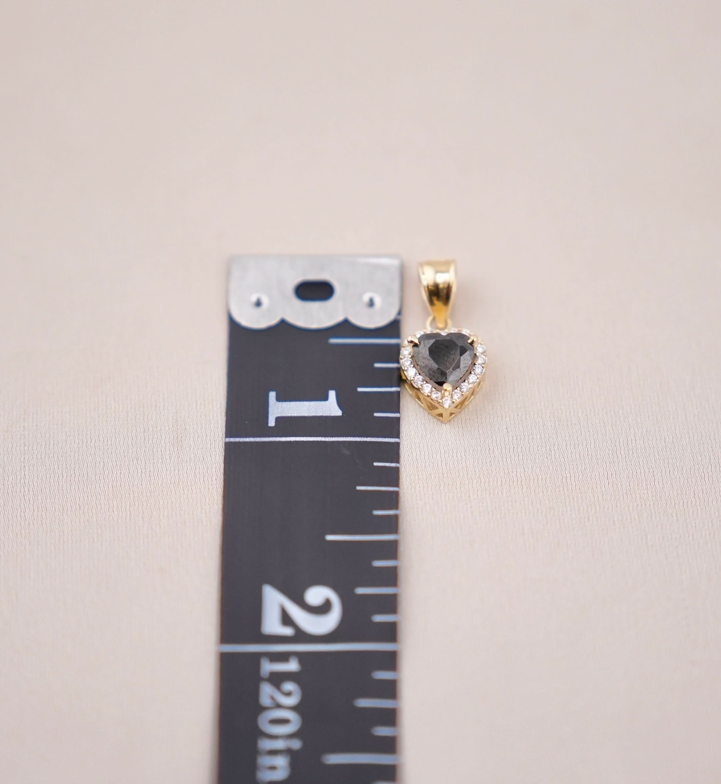 14k Gold Black Heart Chain Set