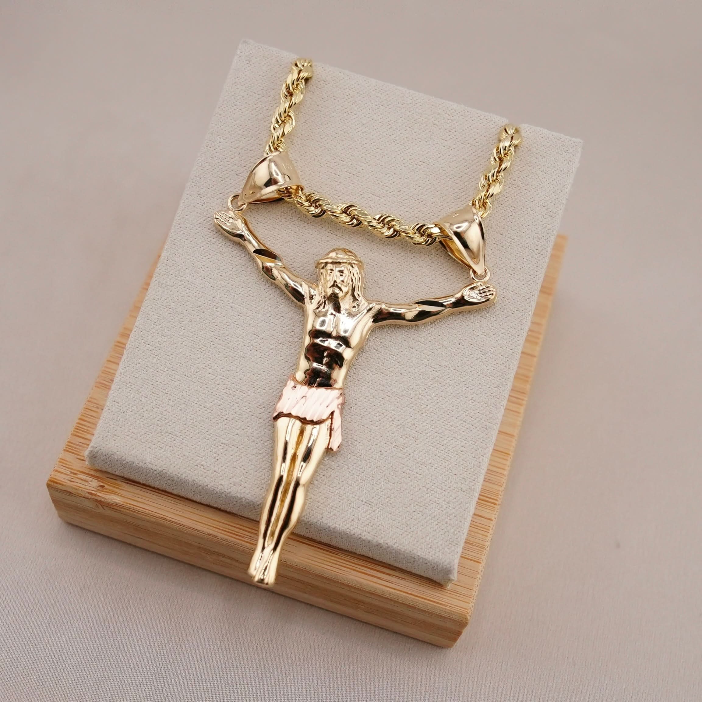 14k Gold Large Jesus Chain Set