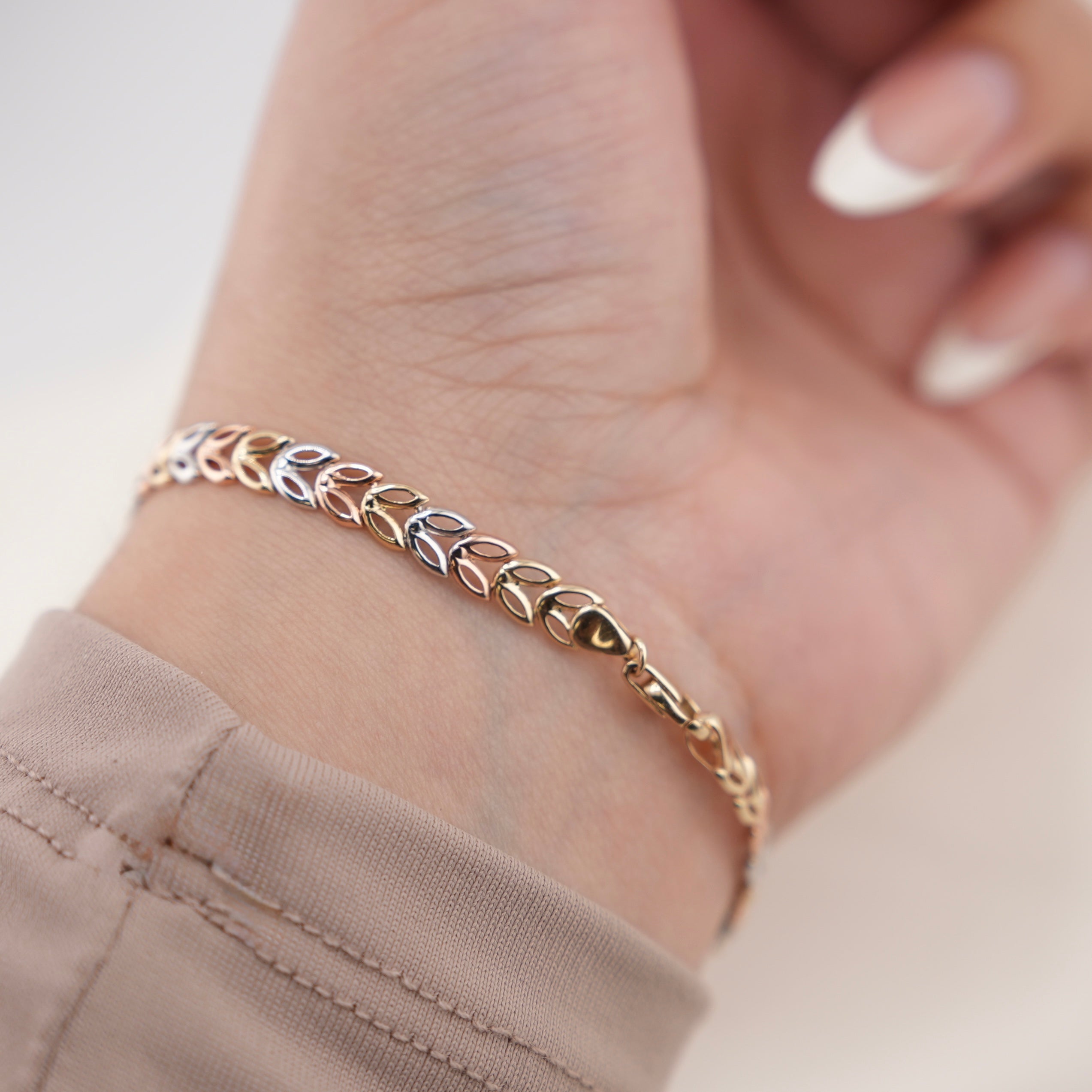 14k Gold Virgencita Bracelet