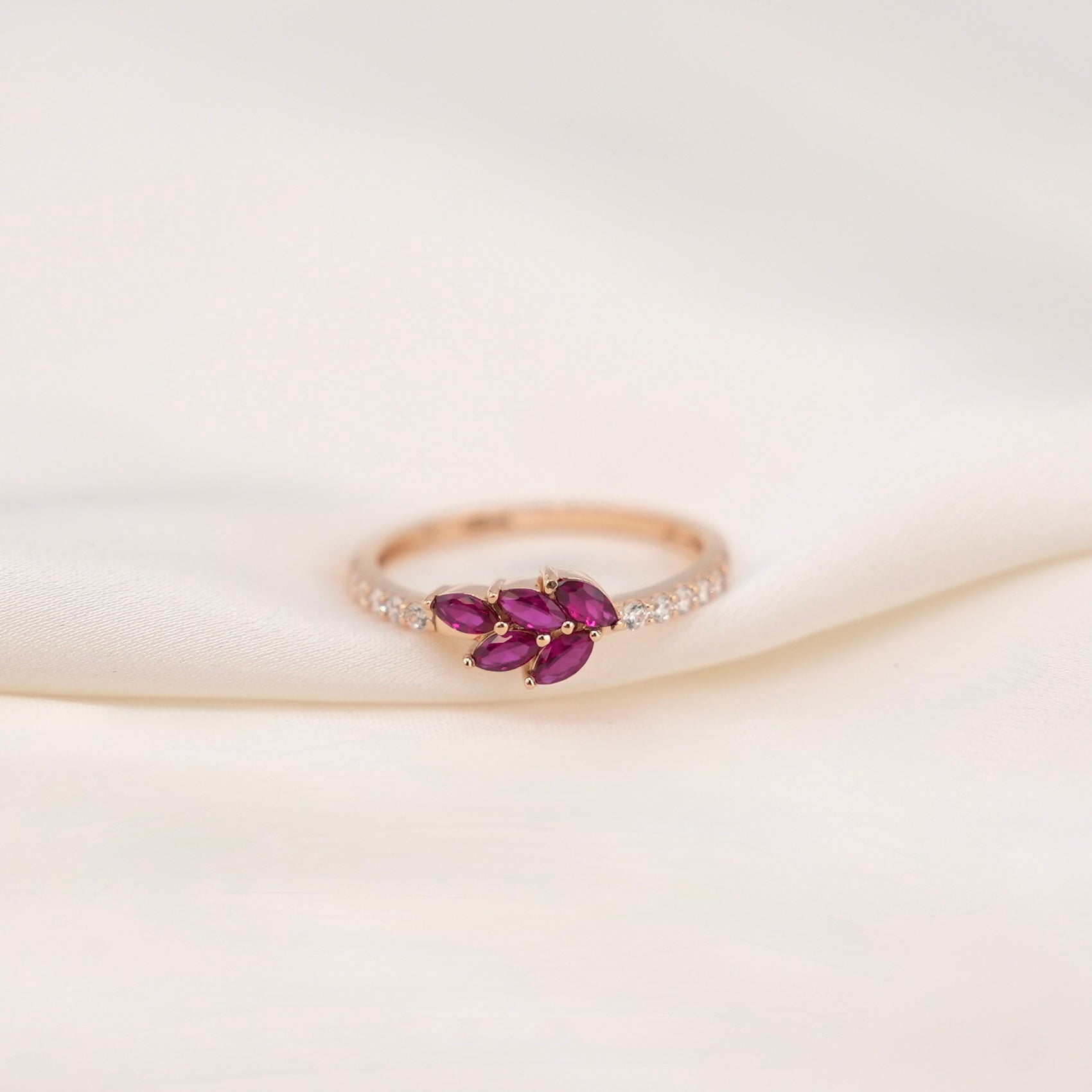 14k Gold Fancy Leaf Ring