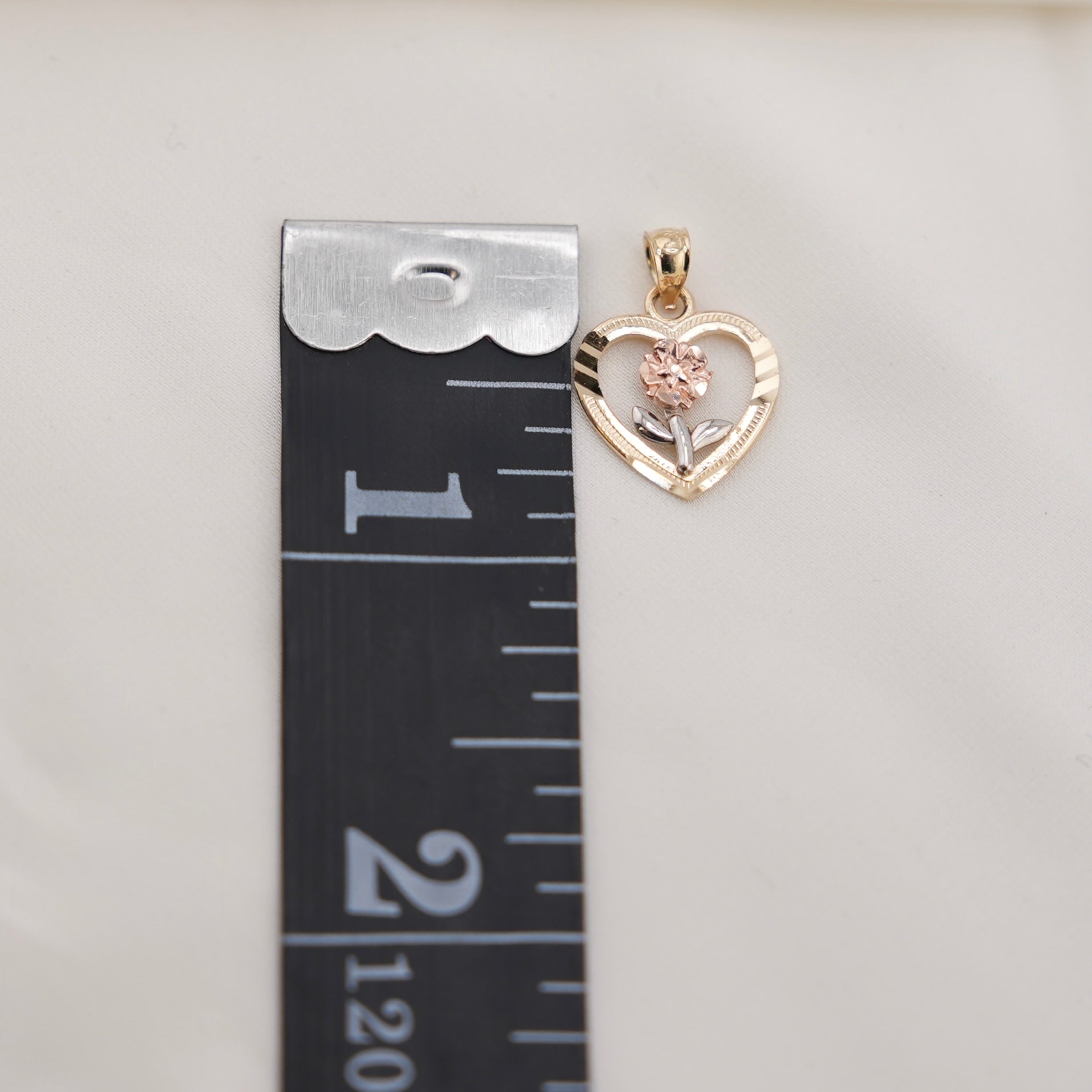 14k Gold Heart Chain Set