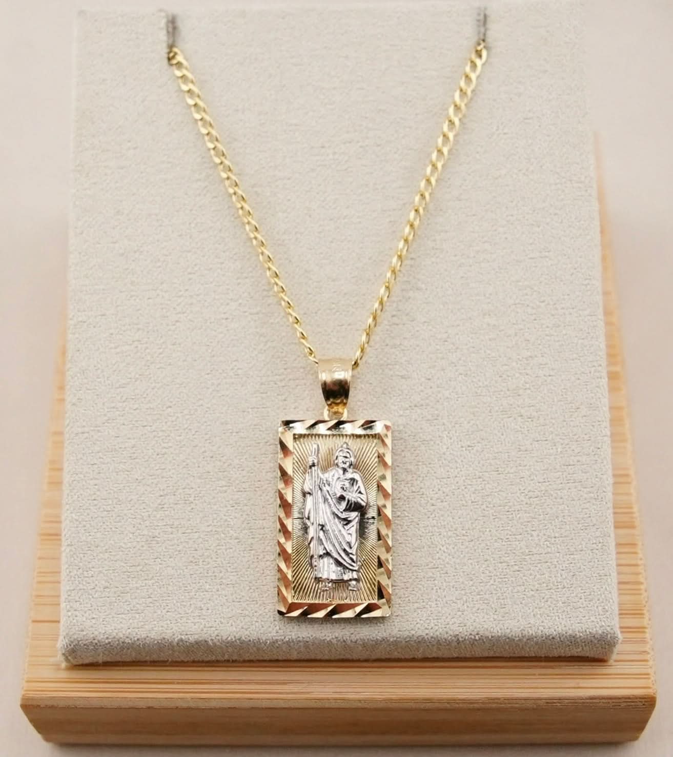 14k Gold San Judas Chain Set