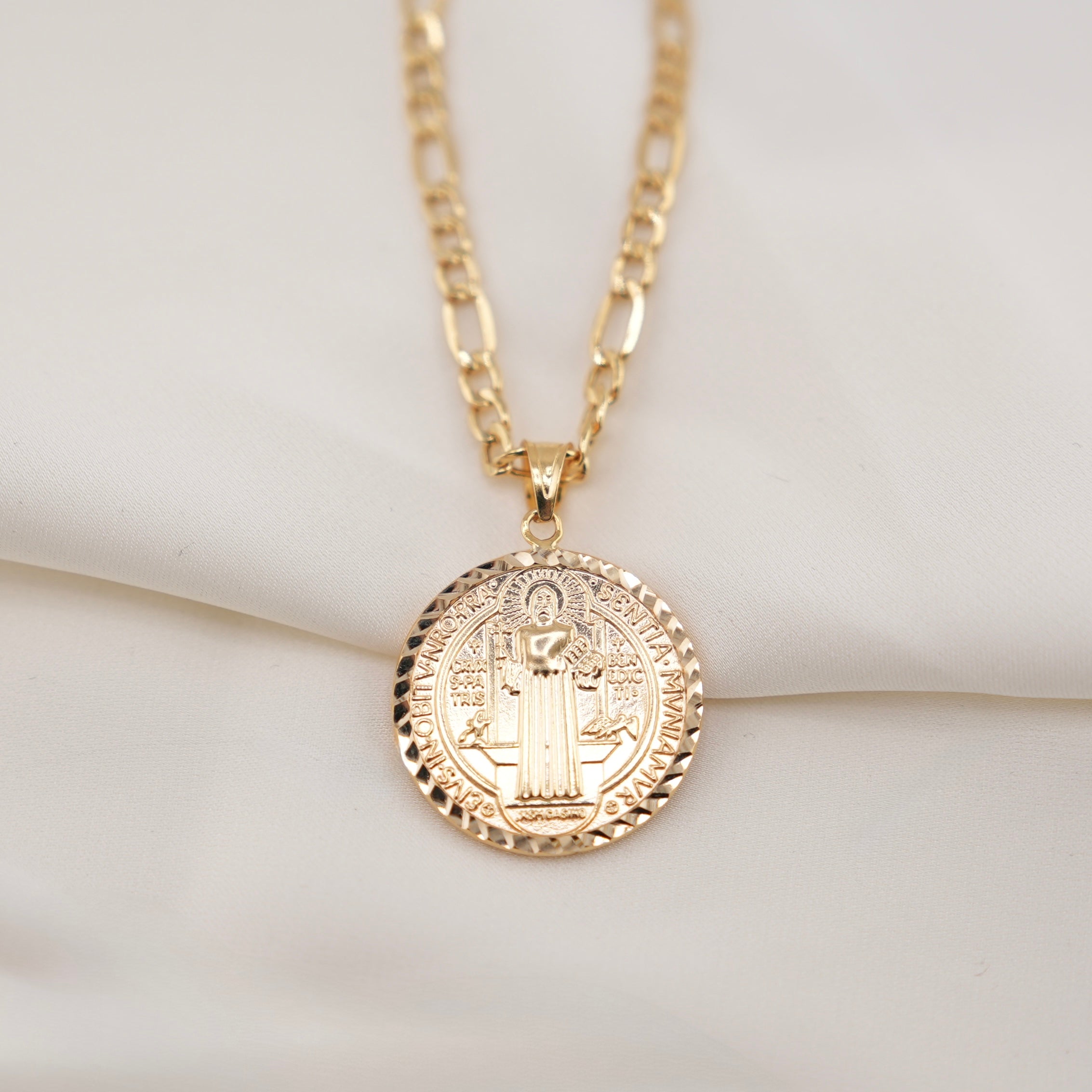 14k Gold San Benito Chain Set