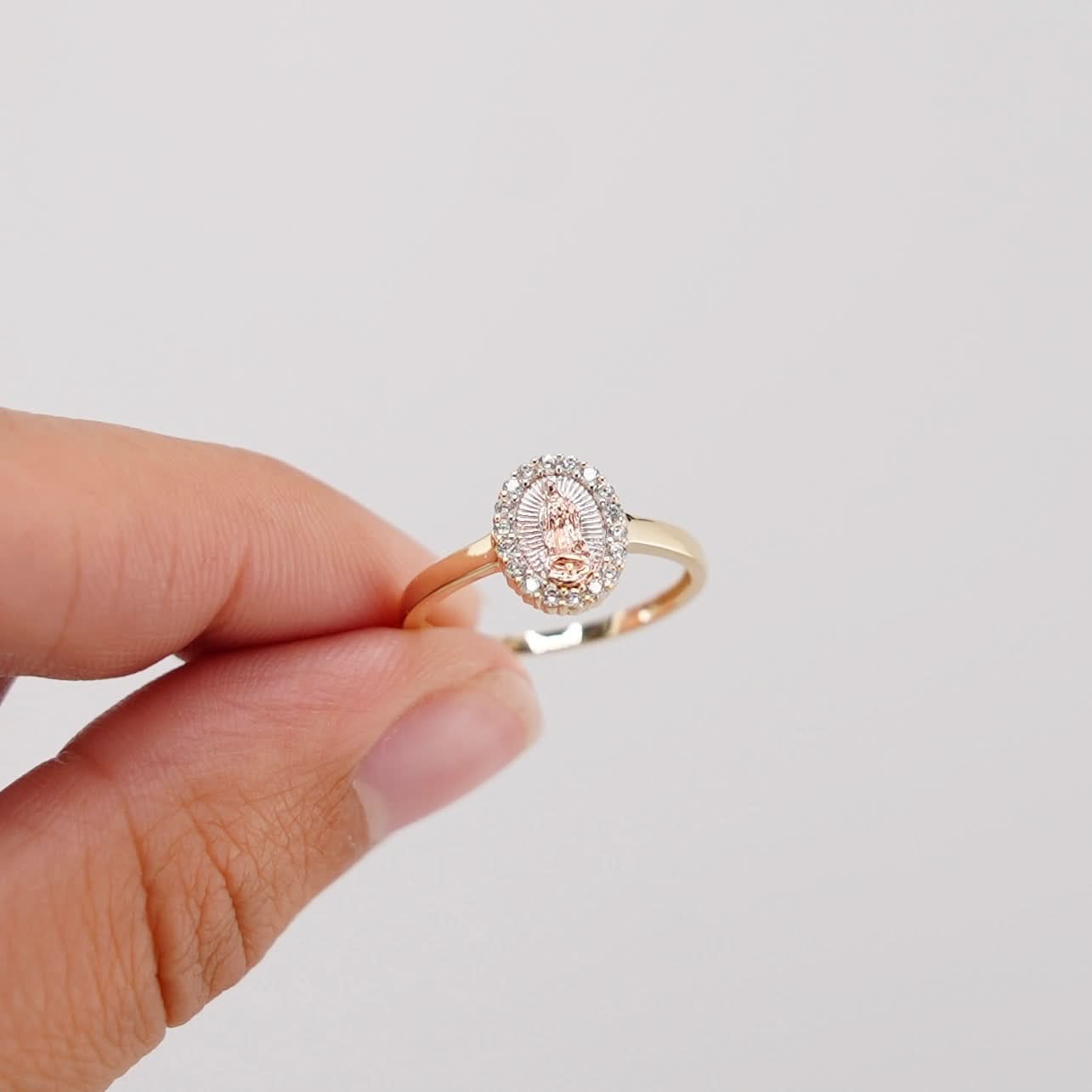 14k Gold Virgencita Ring