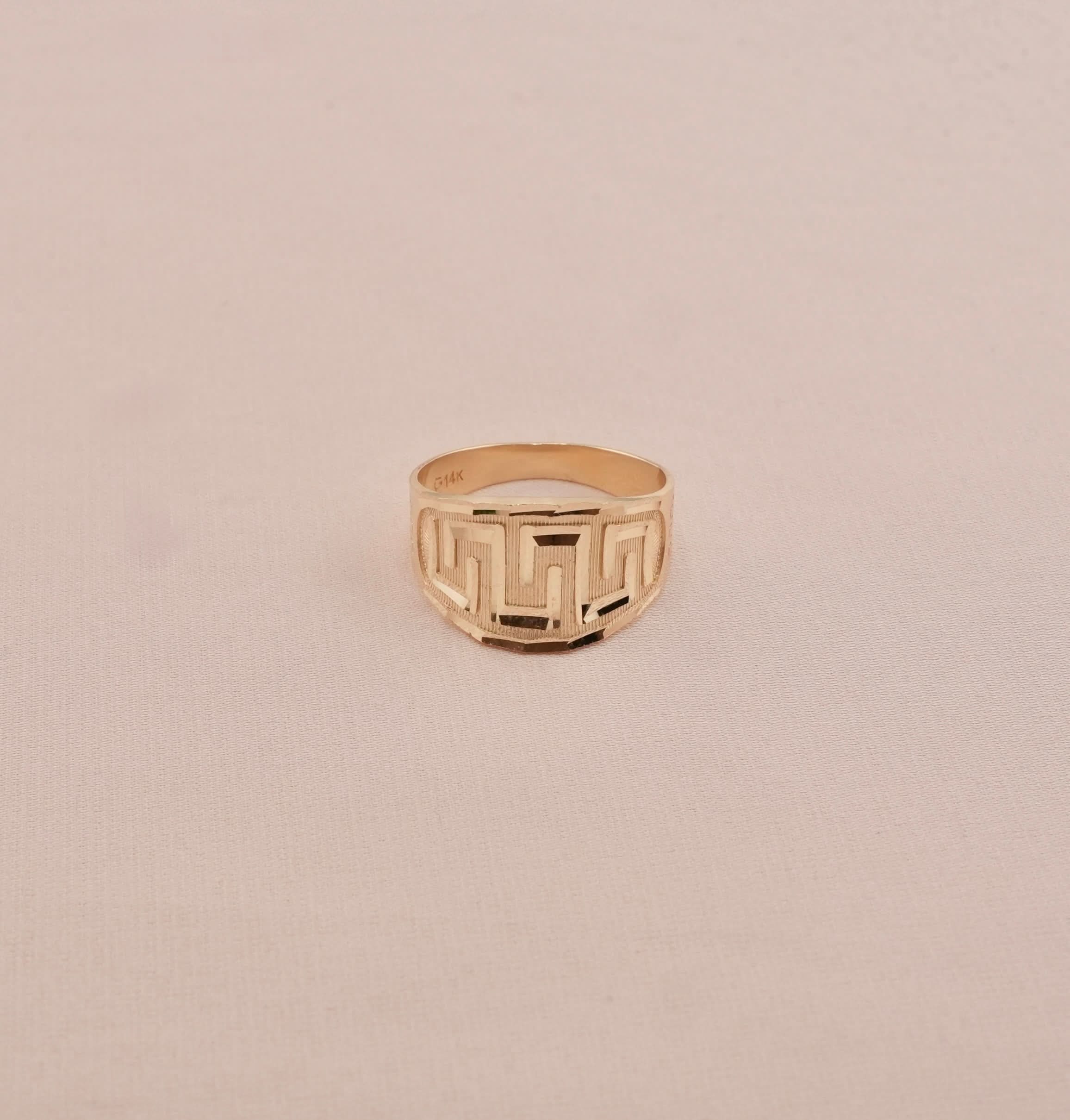 14K Gold Women’s Ring . RG-1846