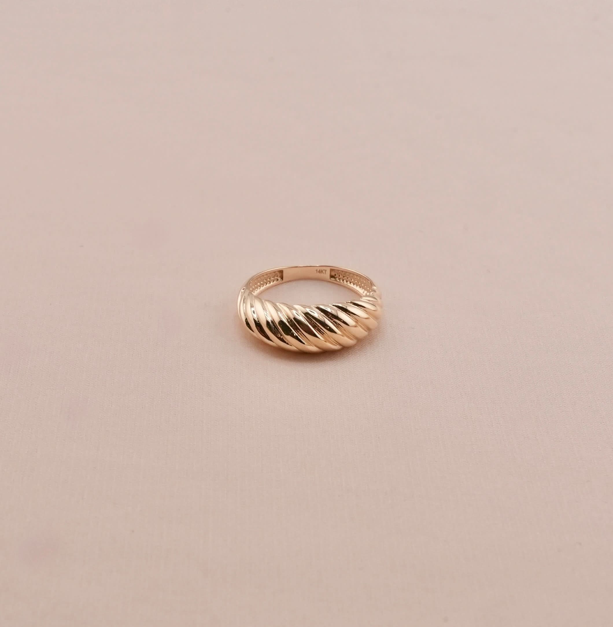14K Gold Women’s Ring