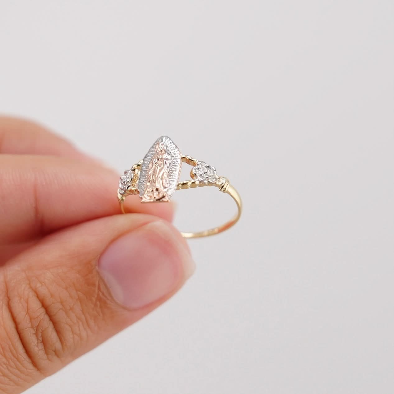 14k Gold Virgencita Ring