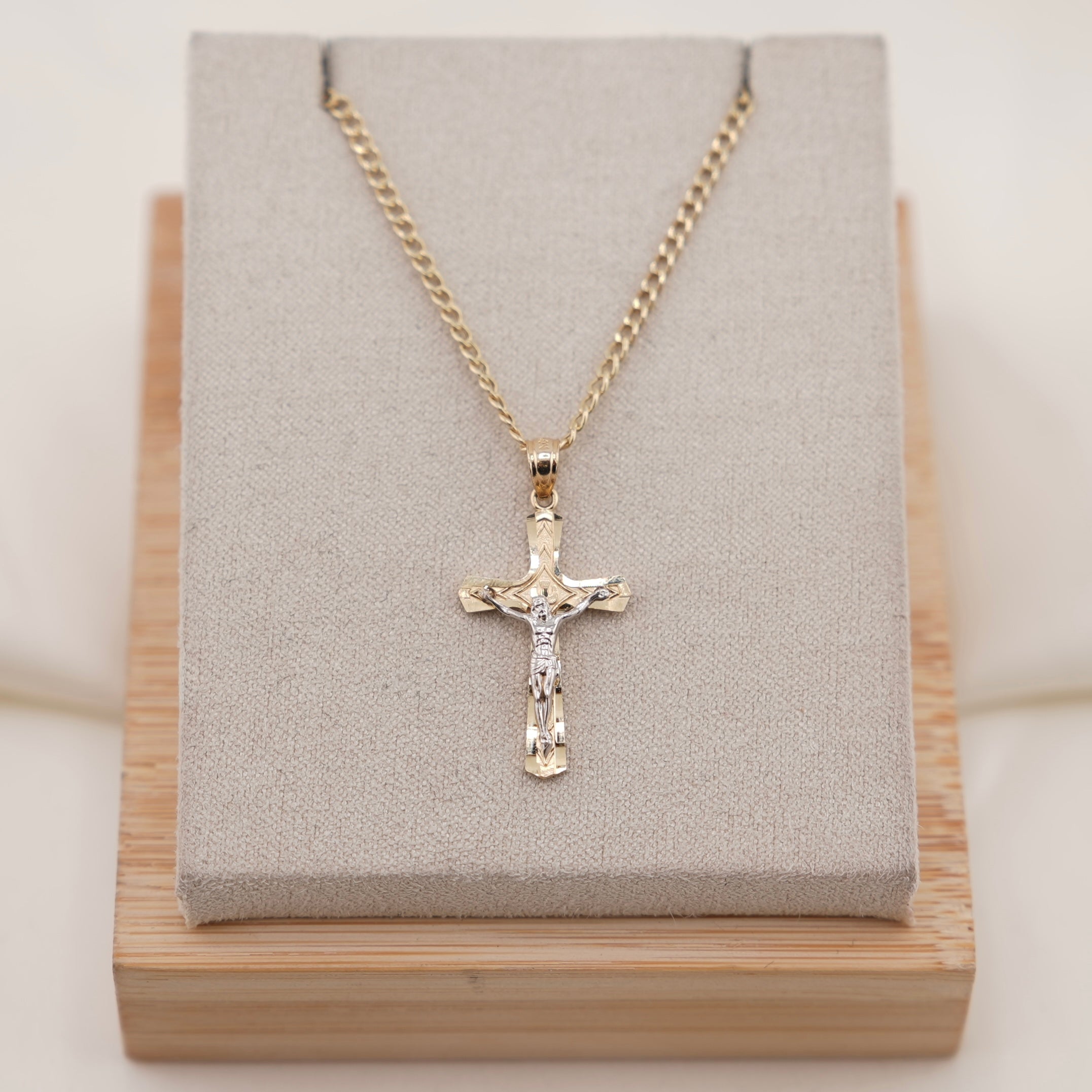 14k Gold Cross Chain Set
