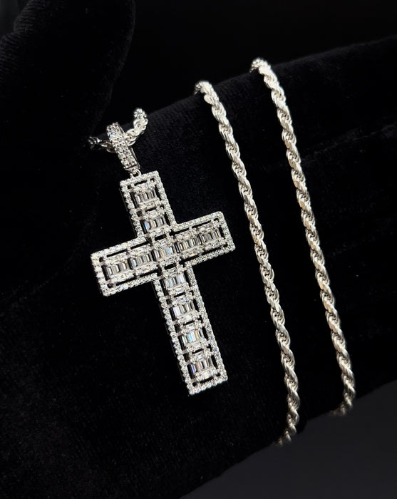Silver .925 Cross pendant or chain set!