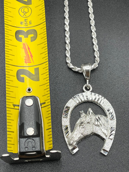 Silver .925 medium Horse  pendant or chain set!