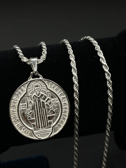 Silver .925 medium San Benito  pendant or chain set!